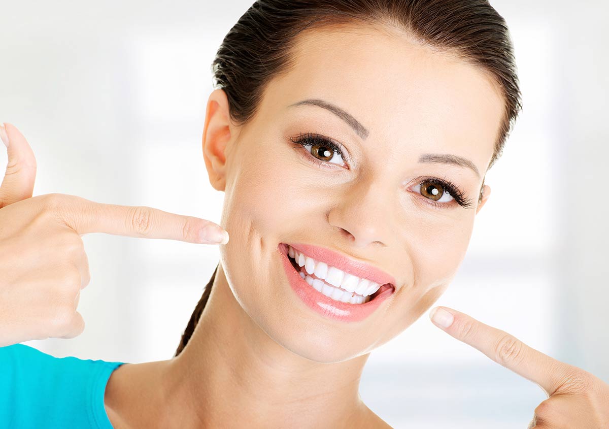 Montclair Dental Care offers composite tooth bonding to repair chipped teeth